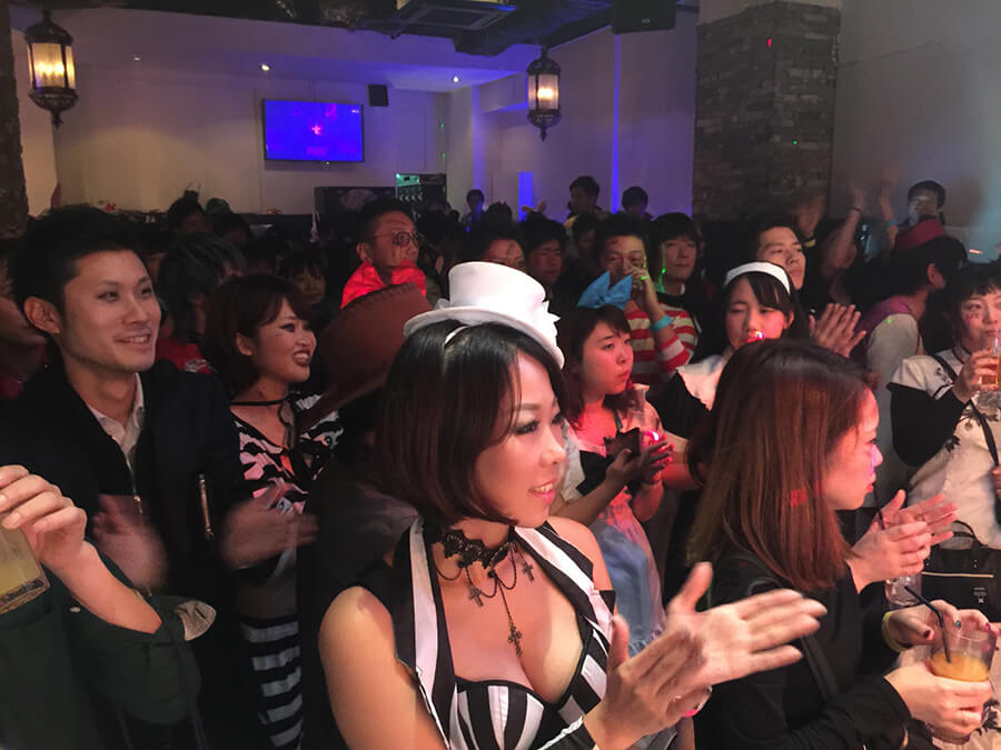 ご参加いただいている皆様に仮装NO1を決めていただきます!