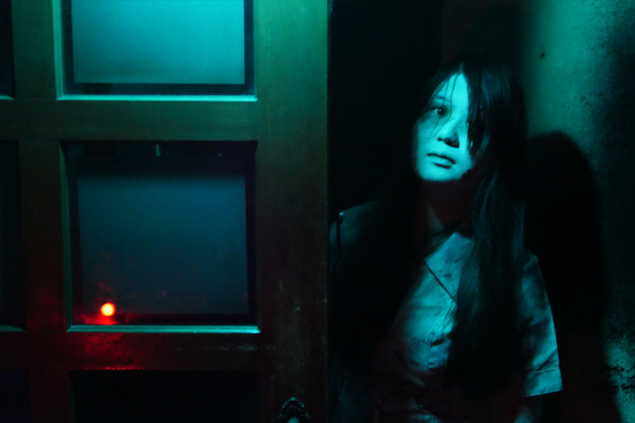 血まみれのナースと謎のキーワード