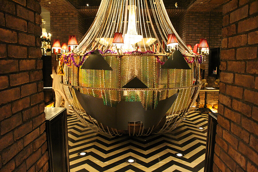 店内に入ると大きなカボチャがお出迎え♪会場はハロウィンバージョンでした☆