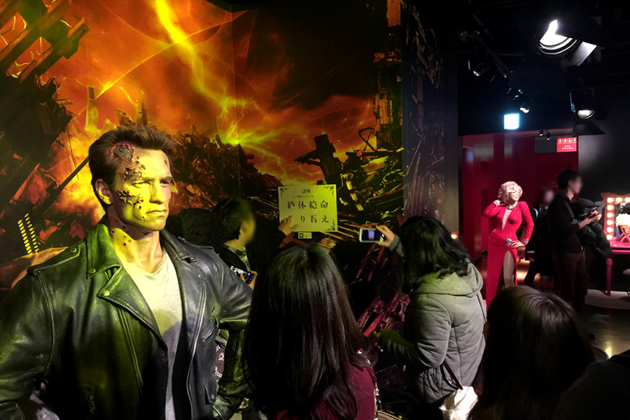 前半の謎をクリアしたお客様は後半のエリアへ進みます♪