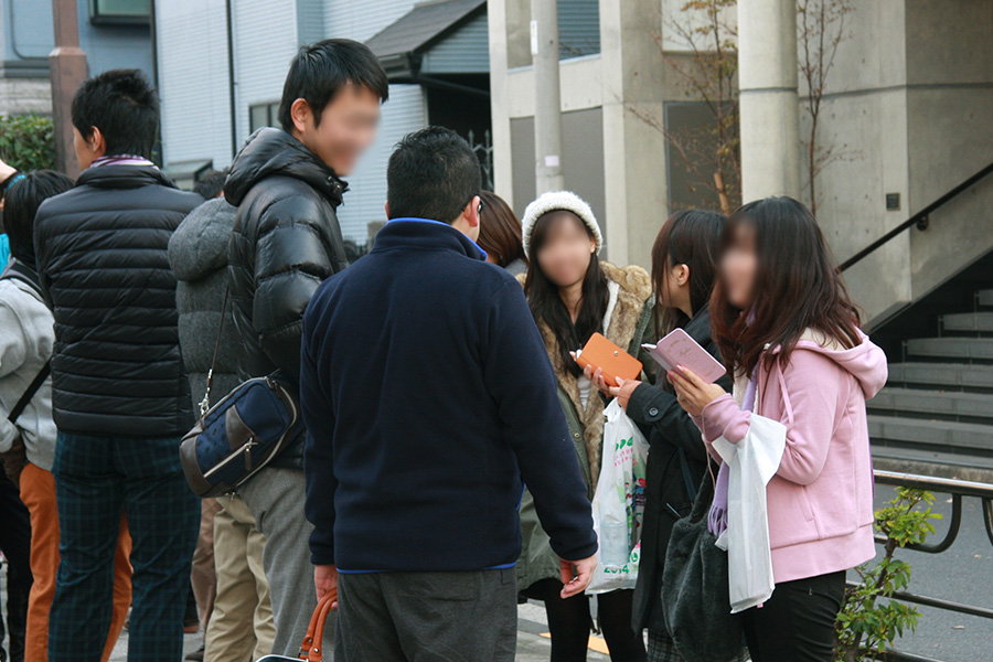 スタート前には自己紹介♪